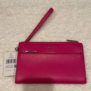 NWT Kate Spade New York Staci Saffiano Leather Medium wristlet Deep Hibiscus